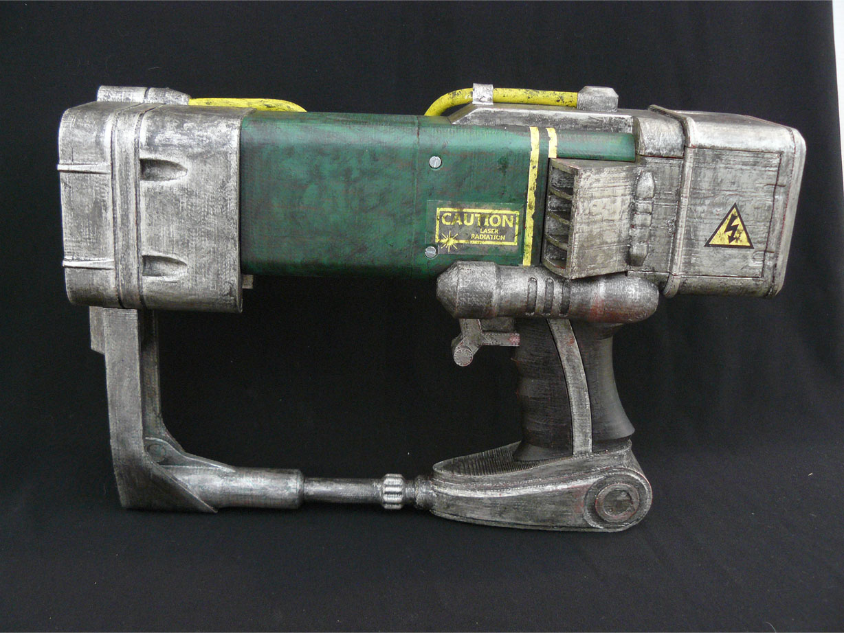 лазерный пистолет из fallout 4 фото 17