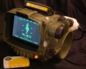 1 pcs computer. 1/6 scale Custom made high resolution Fallout pipboy 3000