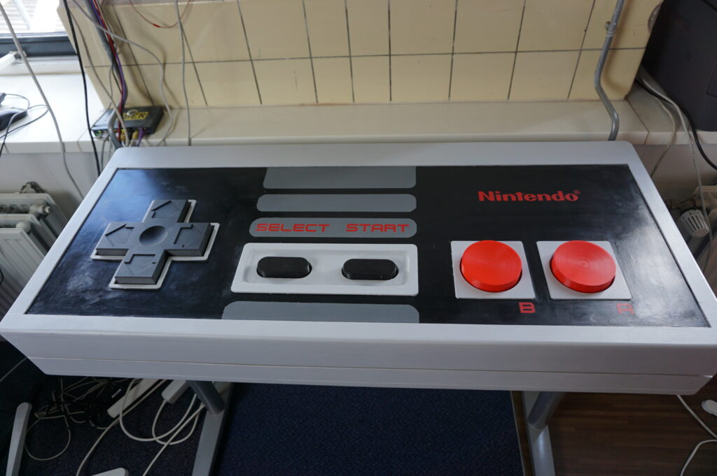 Giant NES controller – Ytec 3D